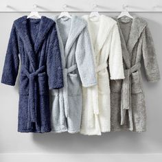 Get cozy after a warm bath or shower with this super-soft Sherpa robe. Full of style and comfort, this solid layer will make you feel like you're having an instant spa day. Plus, it's made entirely from recycled materials. KEY PRODUCT POINTS OEKO-TEX(R) STANDARD 100: tested for 1000+ harmful substances to keep you and your family safe from chemicals common to textile manufacturing. 14.HUS.42449 HOHENSTEIN HTTI. Made of 100% recycled polyester Sherpa. Designed with a plush hood, 2 roomy pockets, Pajamas Teen, Teen Pajamas, Teen Gift Ideas, Teen Gift Guide, Faux Fur Bean Bag, Bright Quilts, Textile Manufacturing, Cool Gifts For Teens, Gifts For Teen Boys