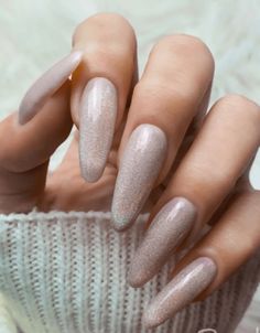 Purple Glitter Nails, 2022 Nails, Glitter Manicure, 2024 Nails, Nude Nail Designs, Plaid Nails, Christmas Nails Easy, Cute Christmas Nails, Christmas Gel Nails