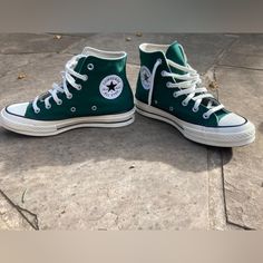 New Custom Chuck 70s Dark Green Hightops Womens Size 7 Emerald Converse, Emerald Green Converse, Slytherin Shoes, Dark Green Converse, Emerald Quince, Dark Green Shoes, Emerald Green Shoes, Emerald Shoes, Bedazzled Converse