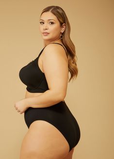 Best Plus Size Bras, Butterfly Bra, Dove Pictures, Bra Plus Size, Iranian Beauty, Plus Size Bras, Chic And Curvy, Figure Poses, Plus Size Black