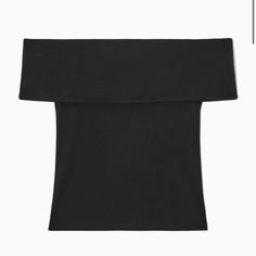 Cos Stretch Off The Shoulder Top In Black, Size M Nwt Never Worn - Bought On Final Sale But Too Big On Me The Neckline Of This Off-The-Shoulder Top Draws Influence From '60s Styles. A Contemporary Staple To Pair With Jeans, Tailored Pants Or Skirts, It's Made From Soft Jersey And Has A Double-Layered Folded Top Panel That Comfortably Sits Over The Arms. Highlight The Silhouette By Wearing It With A Chunky Necklace. - Ecovero Is A Trademark Of Lenzing Ag. Viscose Fibers Are Derived From Certified Casual Black Tops With Foldover Top, Black Foldover Top For Night Out, Casual Black Foldover Top, Elegant Black Foldover Top, Cos Tops, 60s Fashion, Tailored Pants, Chunky Necklace, Off The Shoulder Top