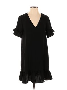 Zara Cocktail Dress Size: X-Small Black Dresses - used. 100% Polyester, DropWaist, V-Neck, Knee Length, Short Sleeve | Zara Cocktail Dress - DropWaist: Black Dresses - Used - Size X-Small Cheap Casual Zara Dresses, Cheap Zara Dresses For Work, Affordable Black Zara Midi Dress, Small Black Dress, Black Casual Dress, Black Dresses Casual, Black Dresses, Drop Waist, Zara Black