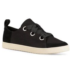 Note: These Shoes Are Available In Black. (White Shown On Model Is Not Available) Similar To The Popular Dolce & Gabbana Low Top Sneaker. Brand New! Value: $70.00+ Ships To You Today! The Deets. By Ugg Suede/Canvas Mix Style: Penley Thick Bow Laces Foam Insoles Textile Sneakers For Fall, Chic Low-top Sneakers For Spring, Fall Textile Sneakers, Chic Lace-up Sneakers With Cushioned Footbed, Black Canvas Sneakers For Fall, Chic Lace-up Sneakers With Rubber Sole, Chic Lace-up Synthetic Sneakers, Chic Lace-up Sneakers For Summer, Chic Lace-up Summer Sneakers