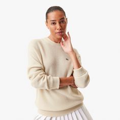 Enjoy the ultimate in premium comfort with this sophisticated cashmere knit. This timeless sweater blends Bandier sporting style and Lacoste elegance, creating a unique, exclusive piece for all seasons. Classic Sweater For Loungewear, Elegant Wool Sweater For Loungewear, Elegant Crew Neck Sweater For Loungewear, Elegant Long Sleeve Sweatshirt, Timeless Sweater, Cashmere Sweater Women, 2024 Collection, Cashmere Sweater, Cashmere Sweaters