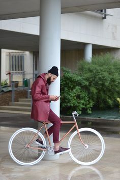 Menstyled Vw Minibus, Men Beards, Mode Shoes, Style Masculin, Cycle Chic, Men With Street Style, Bike Style, Men Street, Street Bikes