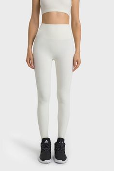 Features: Basic style Stretch: Highly stretchy Material composition: 80% nylon, 20% spandex Care instructions: Machine wash cold. Tumble dry low. Imported Product measurements: One Size:Bottom Length 32.28 in, Waist 20.87 in, HIP 25.98 in, inseam 23.82 in Travel Size Beauty Products, Swim Sets, Basic Style, Stretchy Material, Business Fashion, High Waisted Pants, Swimwear Tops, Outerwear Jackets, Travel Size Products