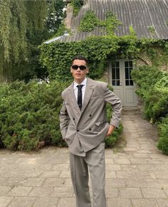 Prom Men Outfit, Prom Outfits Men, Grad Suits, Men Graduation Outfit, Graduation Suit, Wedding Guest Suits, Formal Suits Men, Prom Men, Prom For Guys