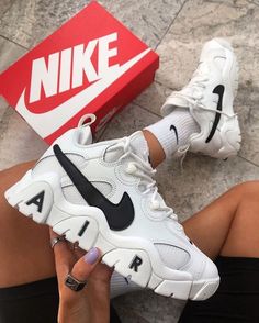 Nike Air Barrage Low, Nike Air Barrage, Basket Style, Fresh Sneakers, Fresh Shoes, Hype Shoes, Cute Nikes, Looks Street Style, Aesthetic Shoes