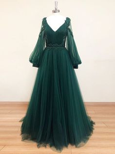 Prom Dress Green, Muslim Evening Dresses, Green Tulle, Wedding Dress With Pockets, Tulle Evening Dress, Lace Prom Dress, Long Sleeve Evening Dresses, Custom Size Dresses, Green Prom Dress