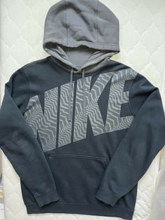 Nike Big Spell Out Hooded Sweatshirt Mens Sz M Grey Black Hoodie. FREE SHIPPING Grey Hoodie Men, Dream Outfits, Black Hoodie, Shopping List, Hooded Sweatshirt, Nike Men, Mens Sweatshirts, Hooded Sweatshirts, Athletic Jacket