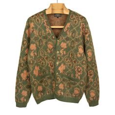 Beams+ Shaggy cardigan in olive and rust botanical jacquard mohair blend – No Man Walks Alone Jacquard Cardigan, Pattern Cardigan, Beams Plus, Classic American Style, Mohair Cardigan, Floral Cardigan, Patterned Cardigans, Uniform Fashion, Botanical Pattern