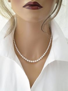 Pearl Necklace Simple, Vintage Bridal Necklace, Swarovski Pearl Necklace, Simple Pearl Necklace, Classic Pearl Necklace, Bridal Pearl Necklace, Bridesmaid Pearls, Pearl Necklace Wedding, Pearl Jewelry Necklace