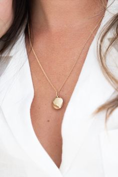 front view of a women wearing the puff pendant necklace in yellow gold. Take It Off, Latest Outfits, Beauty Secrets