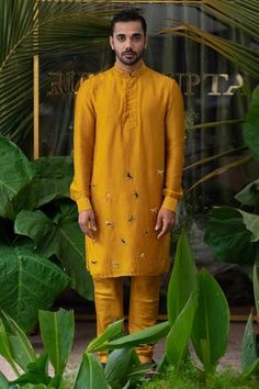 Shop for Runit Gupta Yellow Chanderi Silk Acrylic Work Kurta Set for Men Online at Aza Fashions Designer Slub Silk Kurta For Festivals, Designer Gold Slub Silk Kurta, Gold Designer Kurta For Transitional Season, Gold Kurta With Gota Work For Festivals, Gold Designer Kurta For Festivals, Ceremonial Chanderi Kurta With Cutdana, Chanderi Salwar Kameez With Gold Embroidery, Gold Straight Kurta With Zari Work, Gold Slub Silk Kurta For Transitional Season