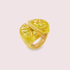 Plated Metal, Resin, Cubic Zirconia Setting Diameter: 1" Band Width: 1.38" Weight: 13.07g Imported Style No. Wbrui177 Size 6 Brand New With Tag. Lemon Ring, Cheese Ring, Vegetable Jewelry, Music Note Ring, Twisted Gold Ring, Black Crystal Ring, Pink Flower Ring, Strawberry Ring, Eating Fruit