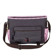 You will love this pink and black Messenger Bag featuring Nazuko Kamado, the central character of the popular Japanese anime "Demon Slayer" (Kametsu no Yaiba in Japanese). This trendy and very girly look makes it the ideal school bag to go to school with style and elegance. The Nezuko Messenger Bag: an ideal bag to carry your favorite things If you like the Japanese anime franchise Demon Slayer, you will love our Nezuko Messenger Bag. The anime made by the animation studio Ufotable has quickly g Harajuku Style Pink Bag For Cosplay, Pink Satchel For School, Superhuman Abilities, Black Messenger Bag, Anime Demon Slayer, Tanjiro Kamado, Go To School, Older Brother, Animation Studio