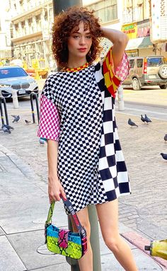 Tee Shirts Dress, Tshirt Dress Australia, Teen Funky Dresses, Oversized Vintage Tshirt Dress, 2021 Dress Trends, Cool Print Dress, Checked Dress Pattern, 2022 Dress Trends, Pop Of Color Outfits