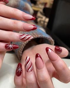 Unghie Nail Art, December Nails, Red Christmas Nails, Cute Christmas Nails, Christmas Nails Easy, Christmas Gel Nails, Her Nails, Blue Nail