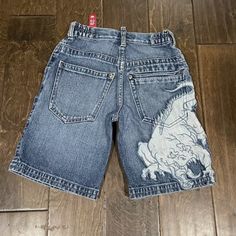 Vtg Jnco Baggy Denim Shorts Boys Sz 7 (22x8) Dinosaur Embroidered. Boys Size 7 Women’s Xxs Perfect Condition Custom Jorts, Jnco Shorts, Baggy Denim Shorts, Upcycle Clothing, Painted Shorts, Pastel Goth Fashion, Baggy Denim, Stunning Outfits, Online Thrift