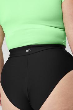 Make room in your rotation for the Airlift Record-Breaker Boyshort — a smoothing, sculpting boyshort that’s crafted with movement in mind. It’s high-waisted with amazing coverage, and so comfy in Airlift with zero bunching and second-skin feel. Lightweight boyshort Engineered to lift, sculpt, contour & smooth Designed & uniquely fit to flatter every size Wear-tested by our in-house team for the perfect fit Airlift Record-Breaker Boyshort in Black, Size: Small | Alo Yoga® Sculpting Bottoms With Contoured Waistband, Compressive Black Shorts With Contoured Waistband, Black Stretch Alo Yoga Bottoms, Black Compressive Shorts With Contoured Waistband, Alo Yoga Black Stretch Bottoms, Alo Yoga High Stretch High Waist Bottoms, Compressive Smoothing High-waisted Shorts, Compressive Black Bottoms With Contoured Waistband, Black Compressive Bottoms With Contoured Waistband