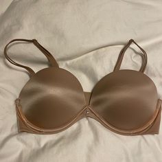 Brand New Victoria’s Secret Very Sexy Strapless Bra With Attachable Straps. Size 36c Victoria's Secret Seamless Push-up Bra, Victoria's Secret Push-up Bra With Padded Cups, Victoria's Secret Padded Push-up Bra, Victoria's Secret Partially Lined Push-up Bra, Victoria's Secret Full Coverage Bra With Removable Pads, Victoria's Secret Push-up Bra With Lined Body, Victoria's Secret Underwire Bra Partially Lined, Victoria's Secret Padded Bra For Night Out, Victoria's Secret Strapless Bra With Built-in Support