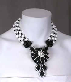 Miriam Haskell Black and White Georgian Revival Flower Necklace For Sale at 1stDibs White Beaded Necklaces For Evening, Unique White Jewelry For Evening, Unique White Evening Jewelry, Summer Black And White, Georgian Revival, Miriam Haskell Jewelry, Black And White Flower, Necklace Ideas, Miriam Haskell