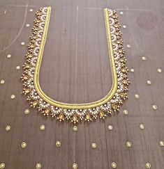 Aari Blouses, Simple Blouses, Peacock Embroidery Designs, Peacock Embroidery, Aari Design, Latest Bridal Blouse Designs, Cutwork Blouse, Eagle Images, Aari Designs