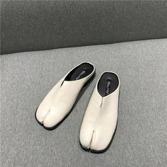 Lasaky - Black Pig Split Toe Shoes Lazy Slip-on Flat Shallow Mouth Single Shoe Split Toe Shoes, Black Pig, Shoe Sole, Black Down, Cool Boots, Toe Shoes, High Top Shoes, Olivia Mark, Platform Sandals