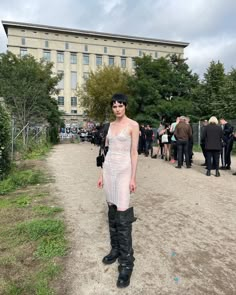 Berghain Aesthetic, Berlin Club Fashion, Techno Outfit Rave, Berlin Club, Outfits Nightclub, Gig Outfit, Berlin Techno, Rave Fit, Techno Outfit