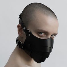 Stay stylish and protected with this adjustable pu leather punk motorcycle face mask. featuring black buckle straps for a secure fit, this mask is perfect for any gothic style. get yours today! Steampunk Mode, Motorcycle Face Mask, Leather Face Mask, Mode Steampunk, Mascaras Halloween, Steampunk Mask, Half Face Mask, Leather Mask, Face Mask Black