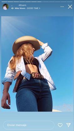 Latina Cowgirl Outfits Aesthetic, Vaquera Photoshoot, Ootd Vaquero, Cowgirl Photoshoot, Cowgirl Style Outfits, Cowboy Girl