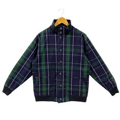 "Vintage Woolrich Plaid Bomber Jacket Oxford Cotton Checkered Bomber Casual Classic Mod Style Button Up Jacket Blue Green Medium * Used. In good condition (7/10) minor signs of wear, some light marks/spots and some yellowish dots on the lining. All good no defects (view photos) * Tagged size M. Flat laid measurements in inches (appox) - Chest (underarm to underarm) : 22.75\" - Length (side of neck seam to bottom hem) : 26.5\" - Shoulder (seam to seam) : 19\" - Sleeve (shoulder seam to cuff end) Streetwear Sweater, Vintage Woolrich, Mod Style, Button Up Jacket, Mod Fashion, Pullover Jacket, Checkered Pattern, Fashion Mode, Mens Jackets