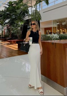 Outfit Ideas For Cafe, Architect Outfit Women, Outfits With Long Skirts, Architect Outfit, Future Architect, Trendy Outfits Inspiration, Effortlessly Chic Outfits, Princess Outfits