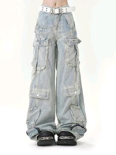 Baggy Jeans Korean Style, Cute Oversized Jeans, Hip Hop Pants For Women, Skate Clothes Skater Style, Star Ripped Jeans, Pant Fashion Women, Clothes For Women Baggy, Baggy Jeans Shop, Baggy Pants Tucked Into Boots