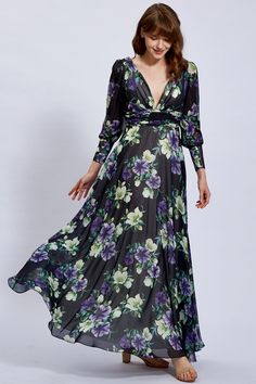 Formal Long Sleeve Printed Dress, Formal Printed Long Sleeve Dresses, Long Sleeve Printed Formal Dresses, Elegant Printed Chiffon Party Dress, Formal Silk Chiffon Maxi Dress With Floral Print, Chiffon Maxi Dress With Floral Print For Gala, Elegant Silk Chiffon Dress With Floral Print, Silk Chiffon Long Sleeve Party Dress, Long Sleeve Silk Chiffon Party Dress