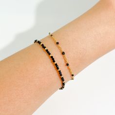 18K Gold Plated Stainless Steel Water Safe Hypoallergenic Anti-Tarnish Rust Free Length of Bracelet: 17+3.5cm Modern Gold Jewelry, Black Beaded Bracelets, Enamel Beads, Samsung Wallpaper, Gold Fashion, Black Enamel, Steel Water, Black Beads, Delicate Bracelet