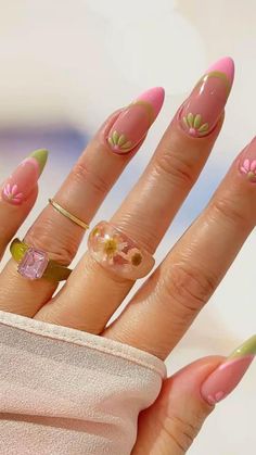 Nail Design Glitter, Green Nail, Her Nails, Fire Nails, Floral Nails, Chic Nails, Short Acrylic Nails, Nail Arts, Nail Polishes