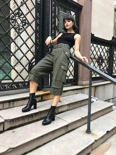 Marc Jacobs Rarecembellished dark green cargo pants, 100% wool, 100% silk lining, 4 hidden button closure, comes w/ belt which includes 4 snaps closures, 6 pockets, front pockets wrap around to the back, gold button on front and back of each pocket, 3/4 length, circle stitching around the crotch, Made in the USA. Originally $1,900. measurements taken while lying flat, double for circumference Shoulders  Waist 13", hip 19", waist to crotch 14, length 29", width 12" Chic Green Cargo Pants For Fall, Green Military Style Bottoms For Fall, Olive Cargo Pants For Workwear With Belt Loops, Green Military Bottoms For Fall, Fall Green Cargo Pants With Belt Loops, Green Cargo Pants For Fall With Belt Loops, Military Style Fall Bottoms With Flap Pockets, Green Cargo Style Parachute Workwear Pants, Military Bottoms With Flap Pockets For Fall