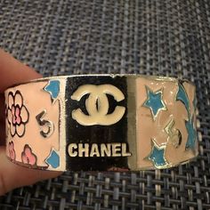 Passed Down To Me And Hoping Someone Else Will Value You This Unique, Rare And Fun Chanel Find. You Can See A Few Scratches Around The Edges From Wear But Only If Set Flat Down On A Table, Not If On A Wrist. About 1.7in Diameter 1in Height Chanel 5, Vintage Chanel Jewelry, Chanel No 5, Chanel Jewelry, Find You, Bracelet Bangle, Luxury Brands, Jewelry Vintage, Vs Pink