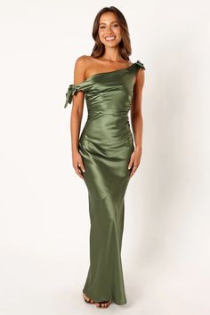 Selma Off Shoulder Maxi Dress - Olive - Petal & Pup USA Vestido Strapless, Petal And Pup, Off Shoulder Maxi Dress, Usa Dresses, Satin Gown, Guest Outfit, Evening Dresses Long, Wedding Guest Outfit, Guest Dresses