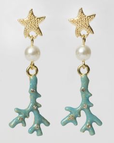 Small textured starfish post earrings with pearl and blue enamel coral dangles. Clear crystals set into the coral give a little bling that makes this coastal look transition easily into cowgirl. Dimensions: 1 3/4" long x 3/4" wide. Content: Zinc Alloy, Iron, Glass, Acrylic. Pearl Market, Goldfish Costume, Coral Accessories, Pearl Dangle Earrings, Coastal Cowgirl, The Coral, Coral Earrings, Crystal Set, Shell Art