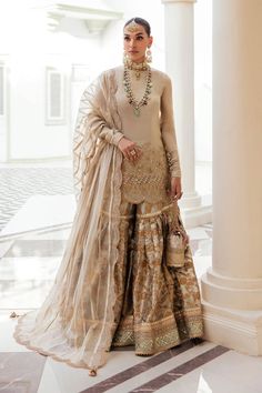 Sharara Style, Angrakha Dress, Pakistani Clothes Online, Pakistani Designer Clothes, Pakistani Wedding Dress, Chiffon Shorts, Short Shirt, Pakistani Wedding Dresses, Pakistani Dress Design