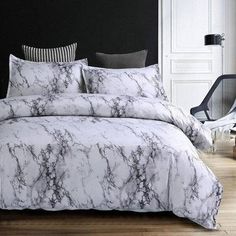 King B, Bedroom Dark, Bed Comforter Sets, White Duvet, White Duvet Covers, Luxury Bedroom