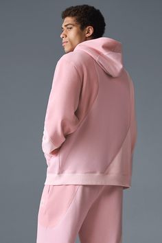 The standout hoodie your walk-up song has been waiting for. Crafted from the same soft outside, fleecy inside French terry fabric as our best-selling Accolade essentials, with an oversized fit, ample hood, and front pocket. The wave pattern is stitched in for texture, and the neutral shades look fresh every season. Finish the fit with the matching sweatpants. Alo Yoga Fall Sports Outerwear, Alo Yoga Athleisure Sports Outerwear, Spring Athleisure Hoodie For Loungewear, Athleisure Hoodie For Spring Loungewear, Sporty Funnel Neck Hoodie, Sporty Hoodie With Funnel Neck And Drawstring, Alo Yoga Athleisure Hoodie, Sporty Funnel Neck Hoodie With Drawstring, Alo Yoga Relaxed Fit Outerwear For Loungewear