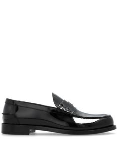 black calf leather patent finish signature 4G motif silver-tone logo plaque apron toe slip-on style branded leather insole leather sole Sleek Patent Leather Loafers With Leather Sole, Formal Patent Leather Loafers With Glossy Finish, Sleek Patent Leather Slip-on Loafers, Classic Glossy Finish Slip-on Loafers, Sleek Patent Leather Loafers With Rubber Sole, Black Glossy Finish Loafers With Round Toe, Modern Patent Leather Slip-on Loafers, Classic Glossy Finish Formal Loafers, Sleek Black Calf Leather Loafers