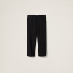 Find MIU MIU Grain De Poudre Pants on Editorialist. Straight fit Unlined Zipper fly with hook Metal logo Angled front slash pockets Back welt pockets Black Palazzo Pants, Metallic Pants, Metal Logo, Cropped Trousers, Black Metallic, Palazzo Pants, Metallic Logo, Welt Pockets, Straight Leg Pants