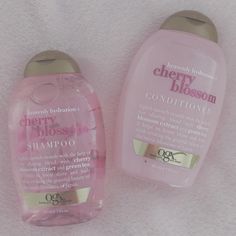 🎀pink vibe 🎀 Pink Shampoo, Profumo Victoria Secret, Pasta Gigi, Good Shampoo And Conditioner, Gloss À Lèvres, Shower Skin Care, Pretty Skin Care, Bath And Body Care, Best Shampoos