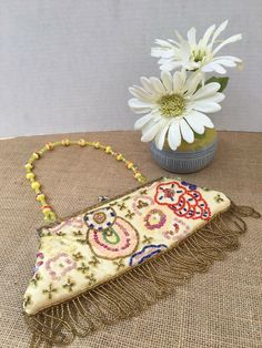 Vintage Party/Evening Handbag Gold/yellow,orange So Pretty! 10in Wide, 4in Tall . Shipped with USPS Priority Mail. Vintage Evening Bags, Party Handbags, Gold Handbags, Evening Handbag, Vintage Party, Gold Yellow, Yellow Orange, So Pretty, Cloth Bags