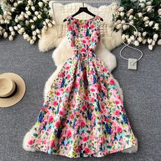 Floral Sleeveless Summer Dress with Vibrant Colors Summer Maxi Dress Floral, Floral Print Gowns, Sleeveless Summer Dress, Puffy Dresses, Printed Gowns, Maxi Dress Sale, Dress Retro, Sleeveless Dress Summer, Tank Top Dress