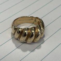 Retired James Avery 14k Gold Scalloped Dome Ring Size 8. Dome Ring, James Avery, Domed Ring, Jewelry Watches, Jewelry Rings, Ring Size, Jewelry Design, Fine Jewelry, Gift Card